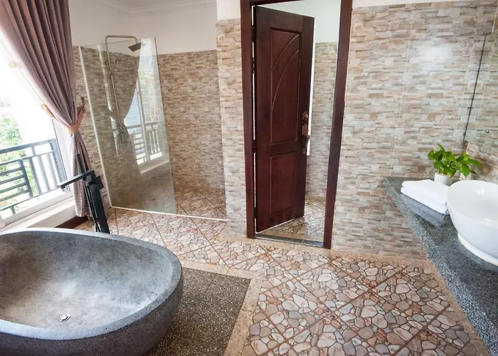 Mad Monkey Hostel Siem Reap
